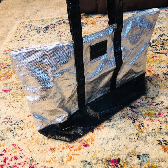NWOT Large Metallic VS Tote - Picture 3 of 5